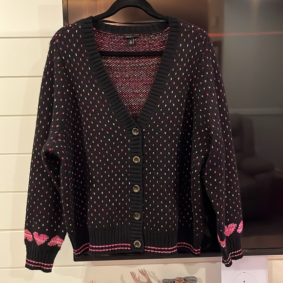 NWOT Torrid Heart Print Cardigan Drop Shoulder V-Neck Button Front Sweater - Picture 6 of 7